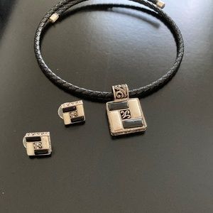 Choker with removable pendant and matching earrings